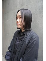 カシ 中目黒(CASI)&nbsp;バッサリカット/ボブ/切りっぱなしボブ/黒髪ボブ/ロングヘア