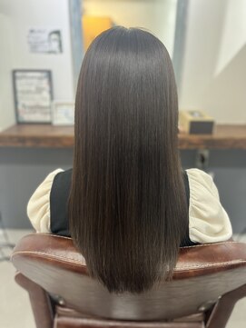 スローネ(THRONE) 髪質改善酸性ストレートで艶髪/20代30代40代/新宿