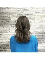 ビスイル 秋葉原店(Vis ill) 大人かわいいオリーブアッシュ