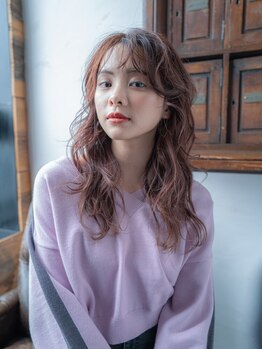 《リピーター多数！》お客様一人ひとりの髪の毛の状態に合わせたトリートメントを使用し髪の芯から潤いを♪