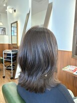 グランミリ(Grand mm)&nbsp;艶感大人レイヤー外ハネミディ
