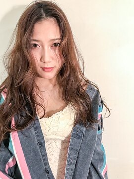 ビスコッティヘア (BISCOTTI HAIR) 重めカット×透けベージュ