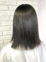 リーオオサカ(Lee Osaka)&nbsp;オリーブグレージュ×アルティストカラー/kana