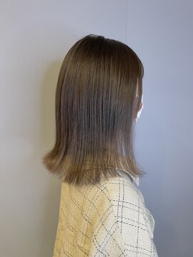 ブロッサム 東久留米店(Blossom) 20代30代40代イヤリングカラー耳掛け肩ラインストレート小顔