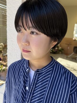 リン(Lin)の写真/女性らしいフォルムの丸みショート/ボブ/ミニボブの似合わせカットはお任せ◎大人っぽ可愛いヘアに♪