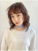 毛利/顔まわりミディアムブリーチなしオレンジブラウンウェーブ