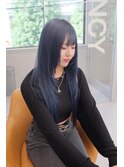 くすみブルー