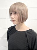 ミルクティーベージュ/ケアブリーチ/イメチェン/ショートボブ