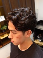 ヨリソイ&nbsp;センターパートパーマ