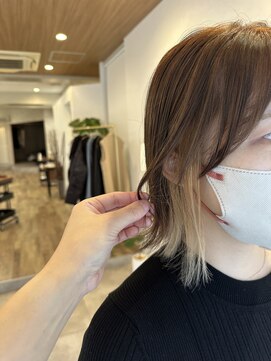 ウタリ(utari) さりげなくブロンド【難波 桜川/ケアブリーチ】