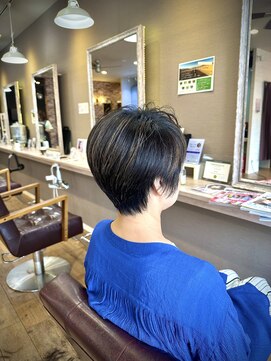 ヘアーメイクロージー 八軒店 (HAIR MAKE ROSY) 30代40代50代絶壁解ひし形小顔ま下がりショート大人ボブ