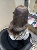 透明感たっぷりグレージュカラー