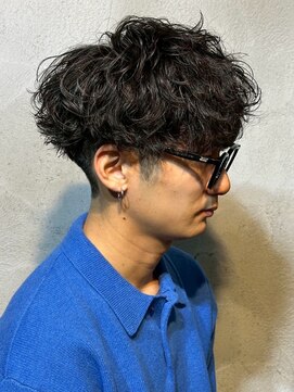 MEN'S HAIR/波巻ツイストスパイラル／フェザーパーマ/伊勢崎