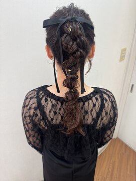 アカネ(Akane) お呼ばれヘアセット　ポニーテールアレンジ　10代 20代