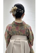 ファイブヘアーブティック(FIVE HairBoutique) 袴スタイルに合うシニヨンスタイル
