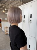 ホワイトベージュ