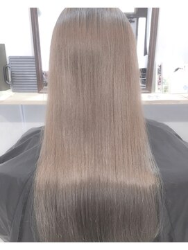 Marlアプリエ ホワイトベージュのoggiotto髪質改善スタイル L ヘアーアンドアトリエ マール Hair Atelier Marl のヘアカタログ ホットペッパービューティー