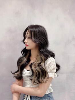 ララ モアナ(LaLa Moana)の写真/韓国風もワンホン風もお手頃プライス♪ダメージレスなインナーカラーやハイライトをエクステで☆