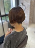 大人可愛い刈り上げボブ