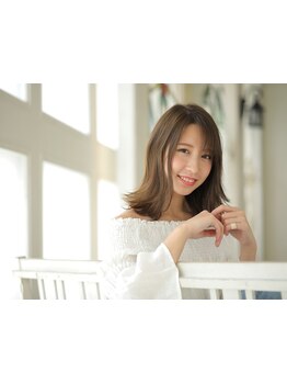 クーポンは全員利用OK！通い続けやすいリーズナブルな価格で、あなたを輝かせるデザインを叶えてくれる。