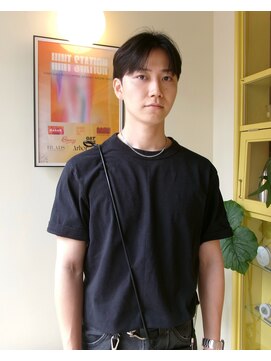 ヒントステーション(HINTSTATION) 〈浅草 半個室〉 センターパート/ナチュラル