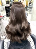 オリーブカラー グレージュ レイヤーカット ロングレイヤー