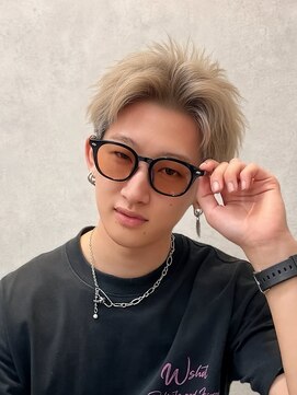 ジーナ 天神(Zina) 【Zina】メンズ/韓国/センターパート/縮毛矯正/福岡/天神/大名