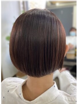 モニカ ヘア(MONIKA HAIR) ラインボブ