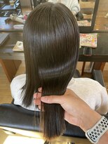 ティアラ あさぎり店&nbsp;高濃度水素カラーで艶髪に♪