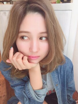 ミリム 栄矢場町店(MIRiM) 【MUSE】外国人風大人かわいいセンターパートふわミディ