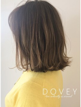 ダヴィ(DOVEY) 【DOVEY】細かいハイライトでシアーベージュカラー