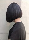暗髪クラシカルボブ