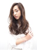 ゆるふわ柔らかカールで女子力アップスタイル