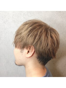 ヘアサロンM 新宿 ミルクティーベージュ