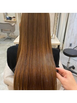 ジーナ 博多(Zina) ハイダメージでも艶髪に☆