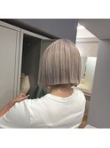 ホワイトベージュ ブロンド ハイトーン ボブ ブリーチ 三宮 元町