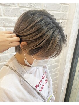 エムロード 深草店 シャドールーツ