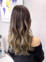 レヴェリー(REVERIE) #エクステ#プルエクステ#ハイライト#グレージュ