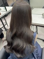 ペレ 栄 アネックス(PELE栄ANNEX)&nbsp;韓国 くびれロング レイヤー ワンホンヘア 小顔前髪