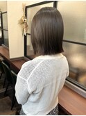 切りっぱなしボブ_オリーブブラウン