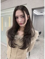 ボタン ハカタ(VOTAN hakata)&nbsp;【柿本真優】レイヤーカット/前髪なし/ブラウンカラー