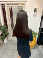 シシ 新宿(She 2.)&nbsp;暗髪/艶髪ロング/髪質改善ストレート/美髪/透明感