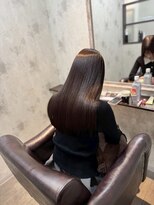 シシ 新宿(She 2.)&nbsp;トリートメント/艶髪ロング/髪質改善ストレート/美髪/透明感