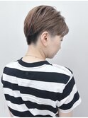 *刈り上げベリーショートハンサムショート女子前下がりショート