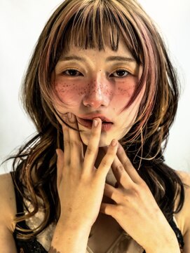 ニジュウサンド ナダーン(23° NADAUN) ハッシュカット