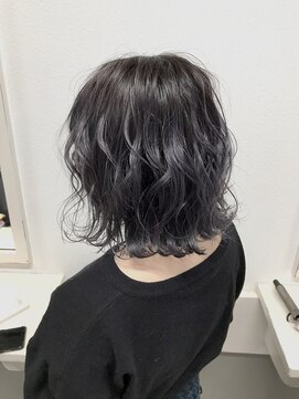 ジゼル(GiseL) ダークグレーバイオレット/ダブルカラー/ブリーチ/髪質改善