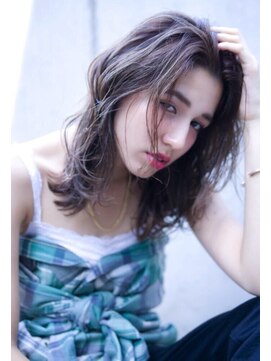 エイミー(Aimee) Aimee アイスブルージュ×リラクシィウェーブ