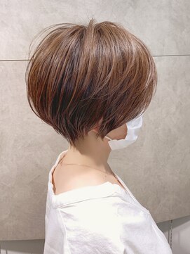 アヴァロン(AVALON) 【mag】絶壁解消・横顔美人・大人クールショート永田カズヤ