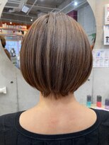 コージー(Kozy)&nbsp;まとまりショート/くびれショート/透明感カラー/くすみベージュ