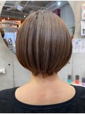 まとまりショート/くびれショート/透明感カラー/くすみベージュ